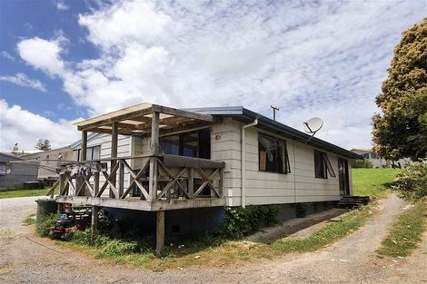 Photo of property in 24 Derrick Road, Kawakawa, 0210