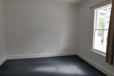 Photo of property in 165 Shakespeare Road, Bluff Hill, Napier, 4110