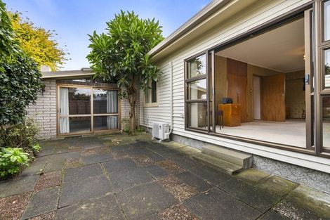 Photo of property in 8 Henare Street, West End, Palmerston North, 4412