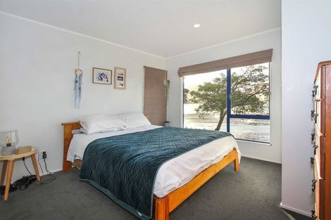 Photo of property in 121 Torkar Road, Clarks Beach, 2122