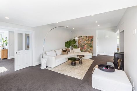 Photo of property in 3 Strowan Road, Strowan, Christchurch, 8052