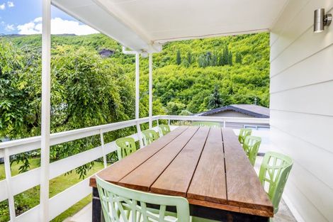 Photo of property in 37 Devon Street, Arrowtown, 9302