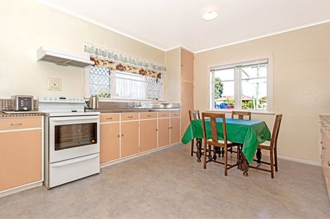 Photo of property in 9 Tolerton Avenue, Elgin, Gisborne, 4010