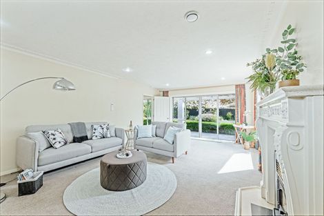 Photo of property in 21 Bucknell Street, Sockburn, Christchurch, 8042