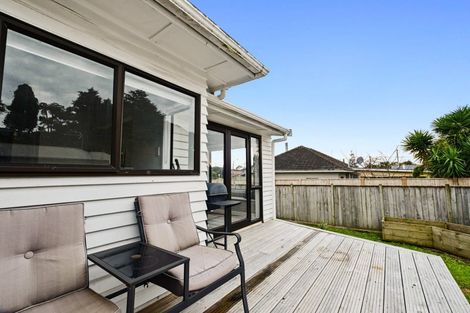 Photo of property in 3 Tupoki Street, Glen Avon, New Plymouth, 4312