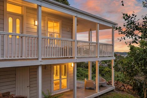 Photo of property in 1 Denholm Road, Hospital Hill, Napier, 4110