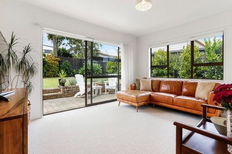 Photo of property in 1/63a Mcintyre Road, Mangere Bridge, Auckland, 2022