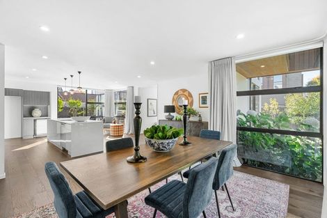 Photo of property in 42 Tui Street, Fendalton, Christchurch, 8041