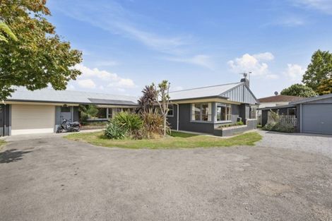 Photo of property in 111 Havelock Road, Havelock North, 4130