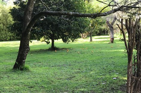 Photo of property in 4 Tombleson Road, Lake Rotoma, Rotorua, 3074