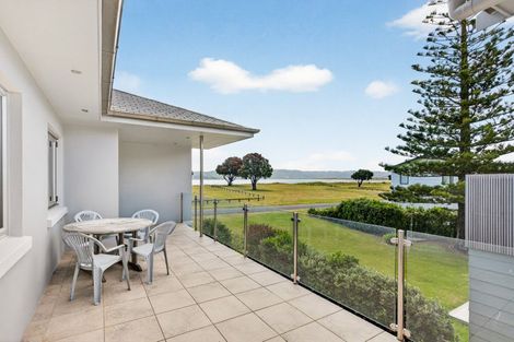 Photo of property in 22 Pohutukawa Drive, Mahia, Nuhaka, 4198