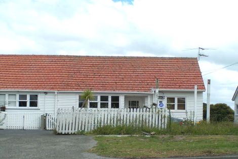 Photo of property in 10 Onewa Road, Northcote Point, Auckland, 0627