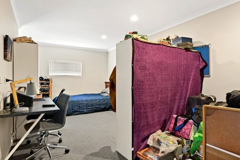 Photo of property in 6 Fencourt Place, Rototuna North, Hamilton, 3210