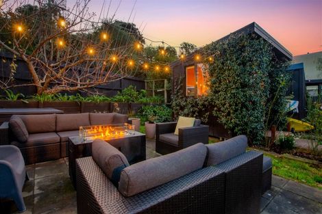 Photo of property in 48 Margaret Road, Raumati Beach, Paraparaumu, 5032