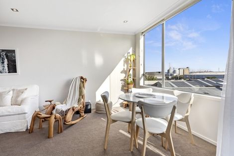 Photo of property in Algarve Apartments, 314/332 Maunganui Road, Mount Maunganui, 3116