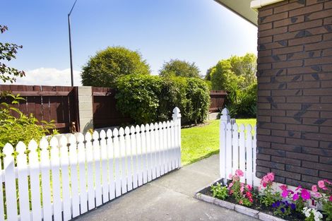 Photo of property in 1/279 Taradale Road, Pirimai, Napier, 4112