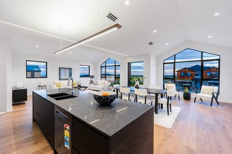 Photo of property in 187 Te Oneroa Way, Long Bay, Auckland, 0630