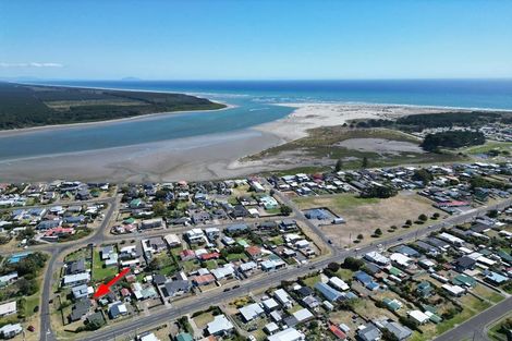 Photo of property in 90 Seabury Avenue, Foxton Beach, Foxton, 4815