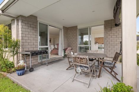 Photo of property in 105 Rowesdale Drive, Ohauiti, Tauranga, 3112