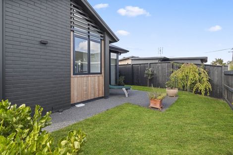 Photo of property in 1/9 Kingsley Street, Saint Andrews, Hamilton, 3200