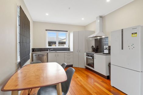 Photo of property in 75 Queen Street West, Levin, 5510