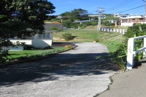 Photo of property in 189 Helston Road, Paparangi, Wellington, 6037