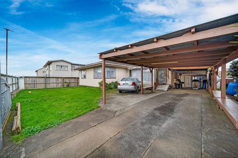 Photo of property in 20 Cottingham Crescent, Mangere East, Auckland, 2024