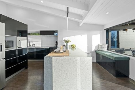 Photo of property in 12a Ridge Lane, New Plymouth, 4310