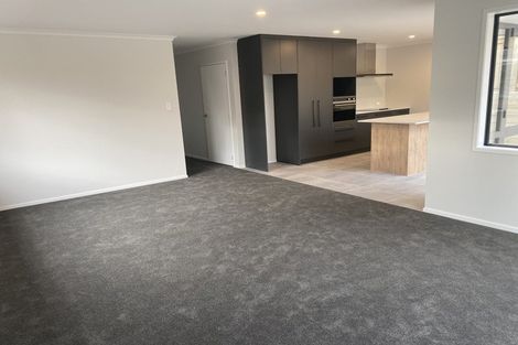 Photo of property in 26a Eskdale Road, Birkdale, Auckland, 0626