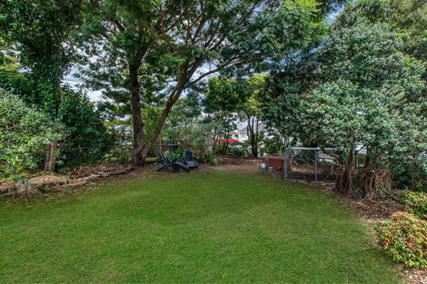 Photo of property in 37 Pomaria Road, Henderson, Auckland, 0610