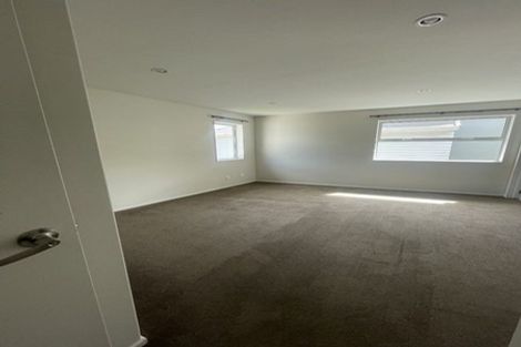 Photo of property in 10 Pipipi Crescent, Takanini, 2112