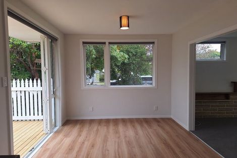 Photo of property in 15 Matuku Street, Heretaunga, Upper Hutt, 5018