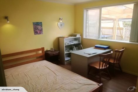 Photo of property in 13 Cooladerry Place, Rosehill, Papakura, 2113