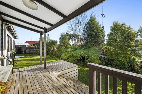 Photo of property in 3 Raunui Crescent, Inglewood, 4330