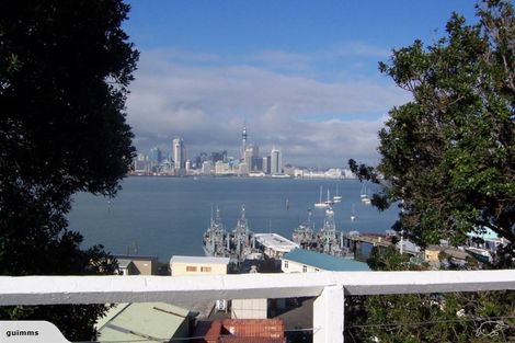 Photo of property in 150 Calliope Road, Stanley Point, Auckland, 0624