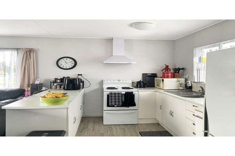 Photo of property in 7 Rimu Street, Levin, 5510