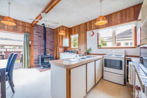 Photo of property in 78 Hall Crescent, Epuni, Lower Hutt, 5011