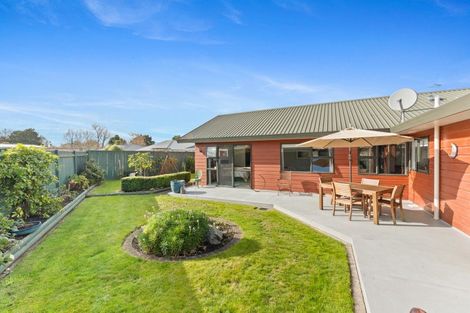 Photo of property in 15 Tudor Grove, Feilding, 4702