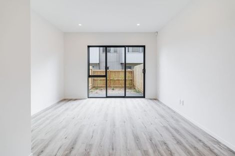 Photo of property in 11 Tokarewa Close, Mount Wellington, Auckland, 1062