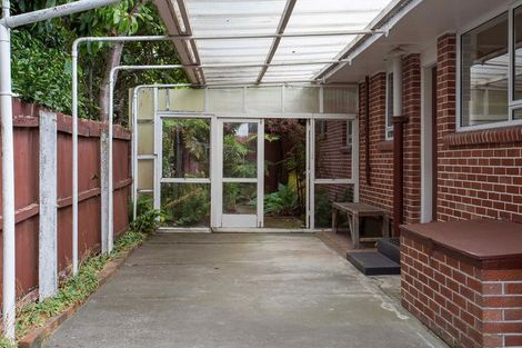 Photo of property in 2/15 Tuscany Place, Beckenham, Christchurch, 8023