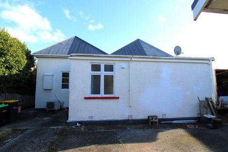 Photo of property in 85 Queens Drive, Saint Kilda, Dunedin, 9012