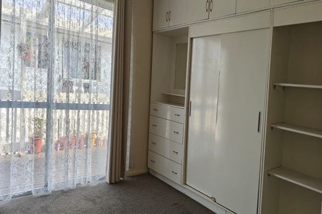 Photo of property in 2/24a Waimumu Road, Massey, Auckland, 0614