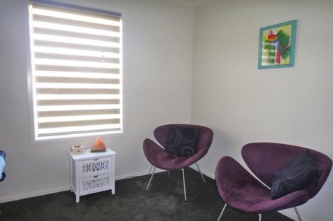 Photo of property in 6 Ara Kahika Lane, One Tree Point, 0118