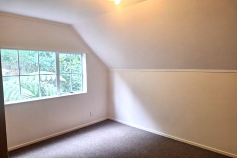 Photo of property in 17b Percy Dyett Drive, Karori, Wellington, 6012