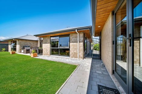 Photo of property in 124 Tyne Street, Mosgiel, 9024