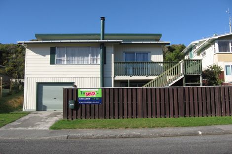 Photo of property in 25 Robson Street, Stokes Valley, Lower Hutt, 5019