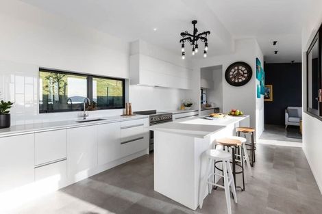 Photo of property in 221 Huia Street, Waikanae, 5391