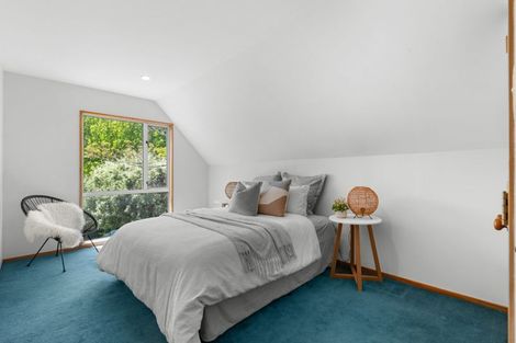 Photo of property in 11 Brockhall Lane, Avonhead, Christchurch, 8042