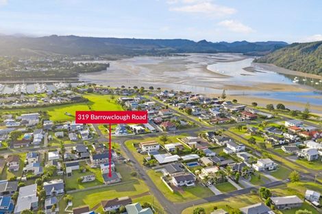 Photo of property in 319 Barrowclough Road, Whangamata, 3620