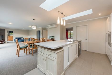 Photo of property in 2 Ernest Place, Brightwater, 7022